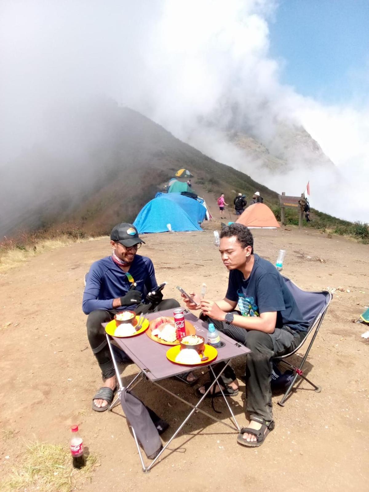 Tatasya Homestay Senaru Exteriör bild