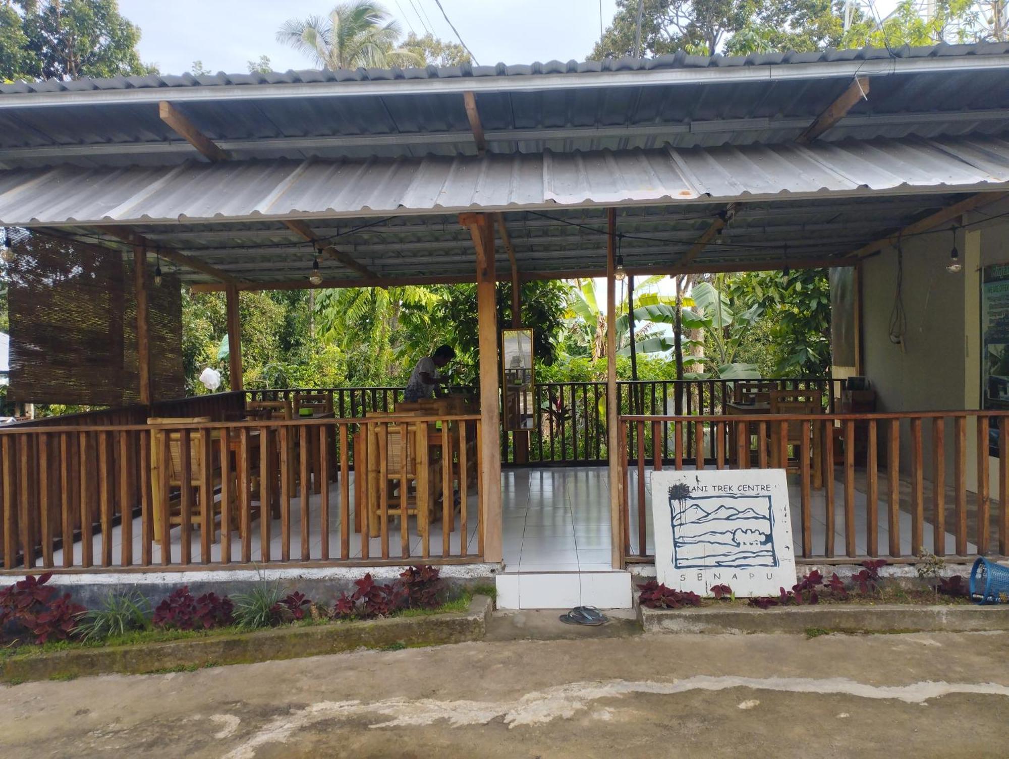 Tatasya Homestay Senaru Exteriör bild