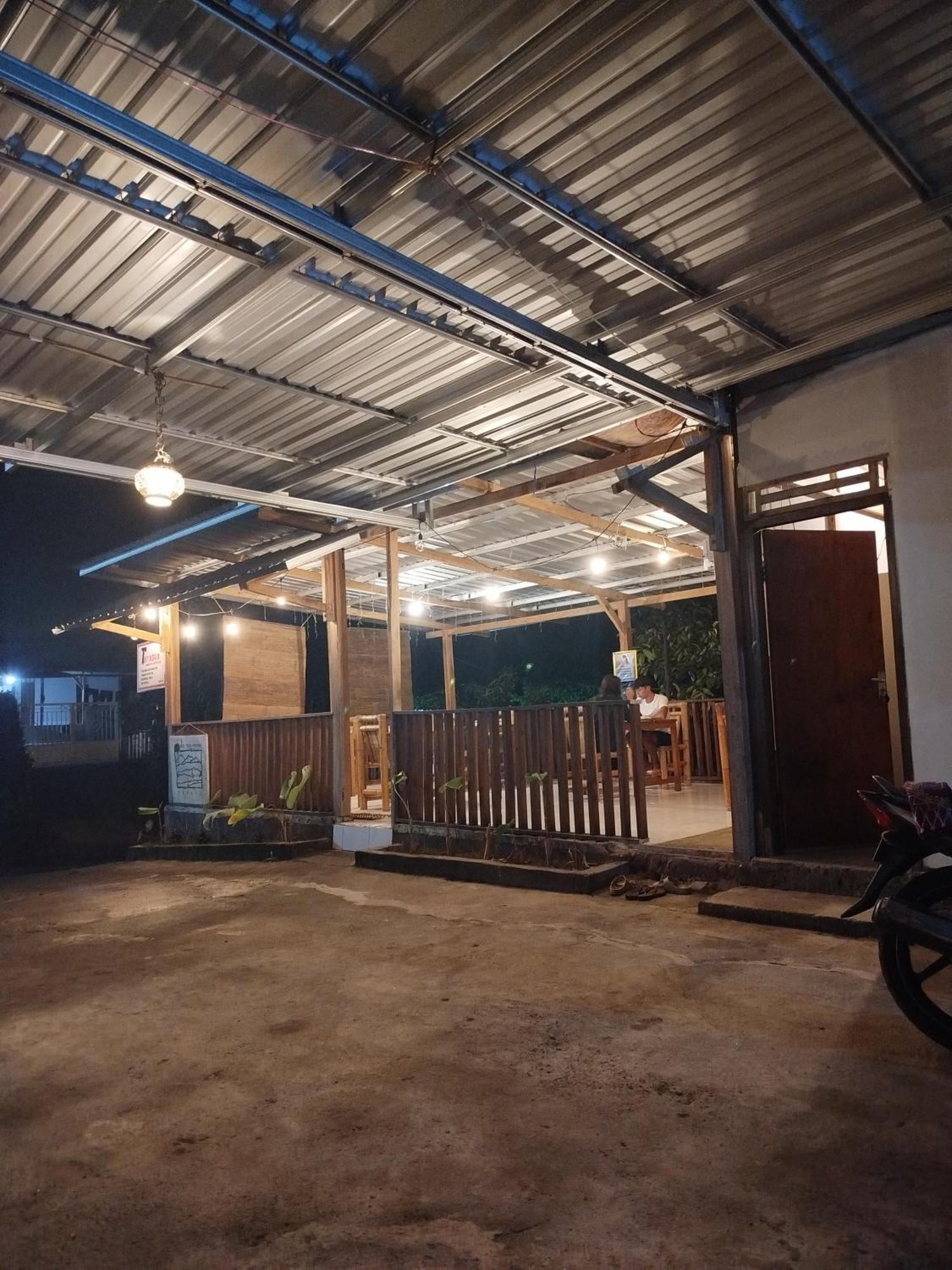 Tatasya Homestay Senaru Exteriör bild